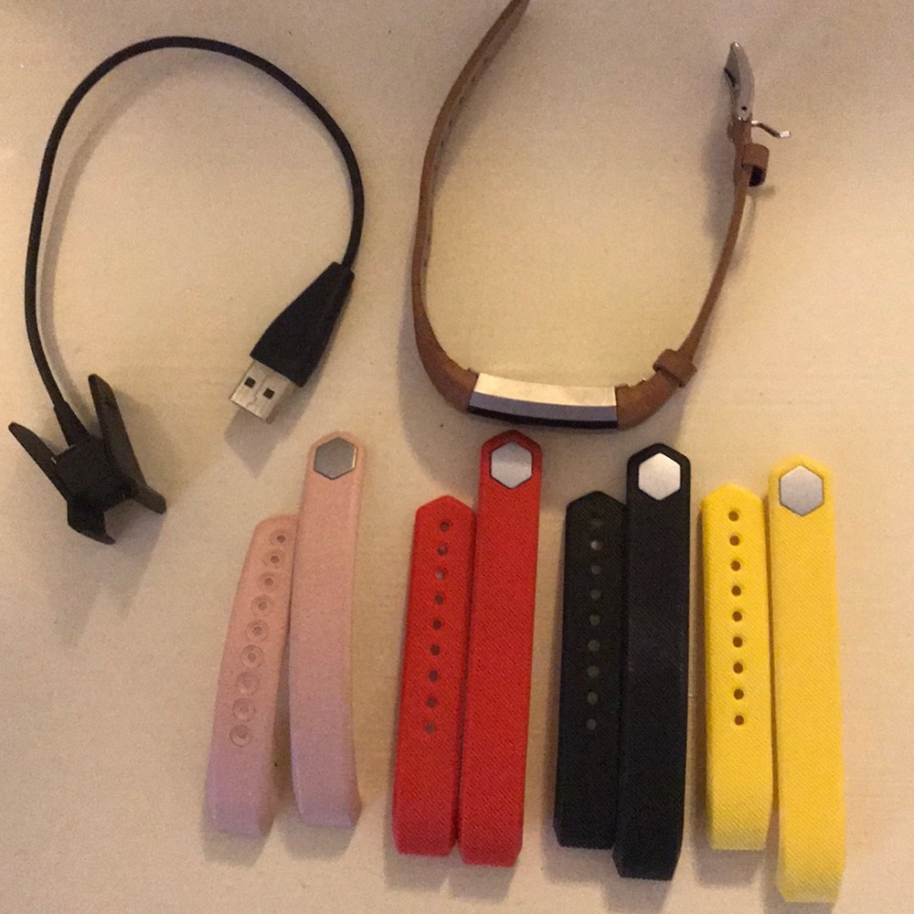 Fitbit Alta - Picture 3 of 8